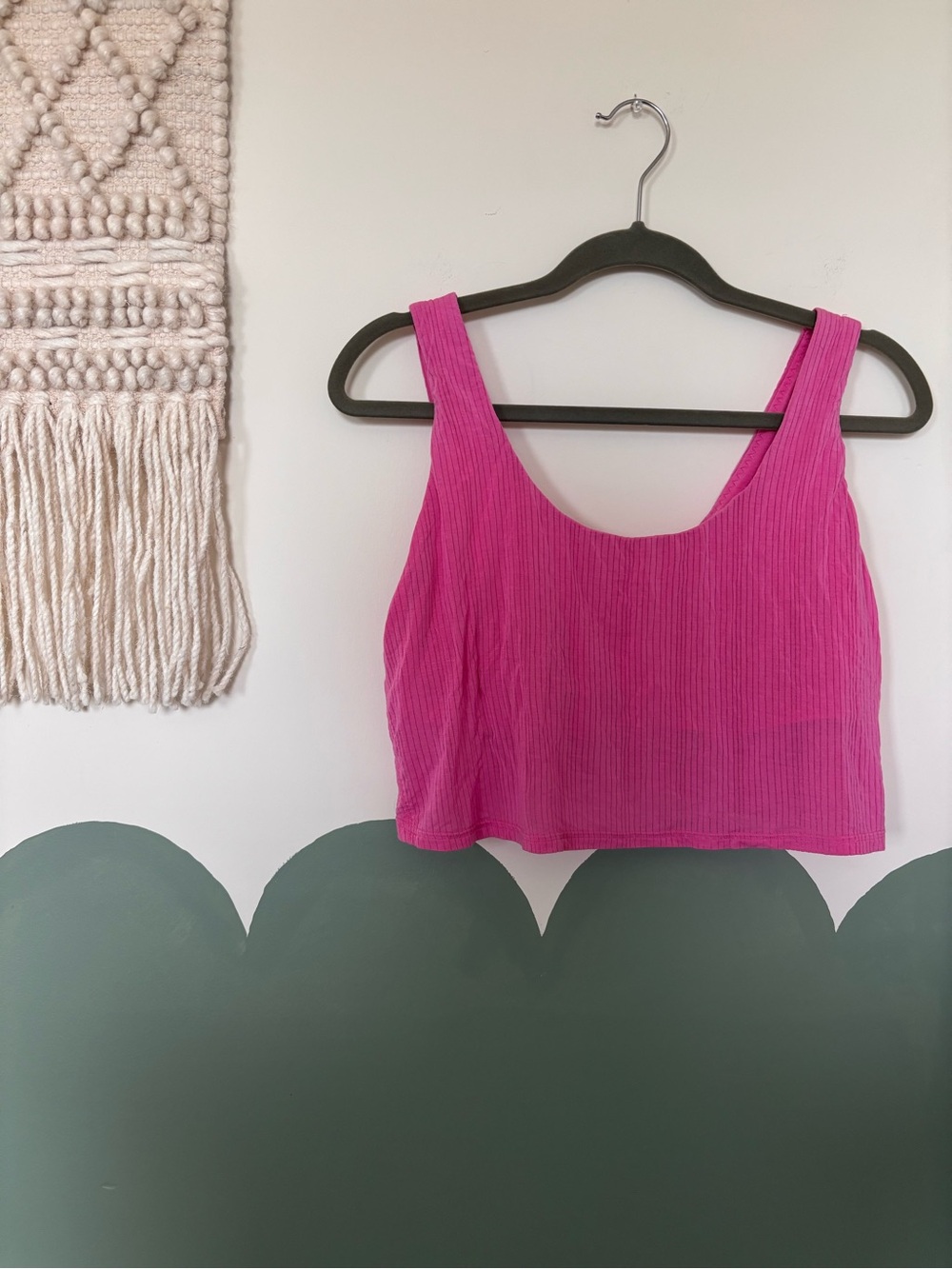Aerie pink ribbed crop top with built in bra